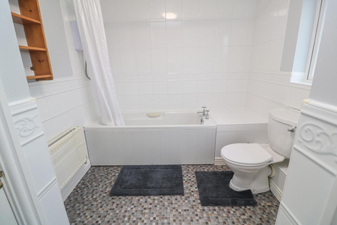 12 Kel Avon Truro Exterior foto